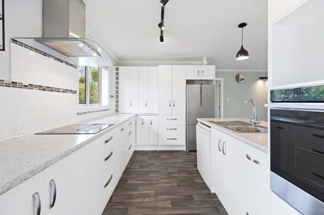 Photo of property in 602 Welcome Bay Road, Welcome Bay, Tauranga, 3175