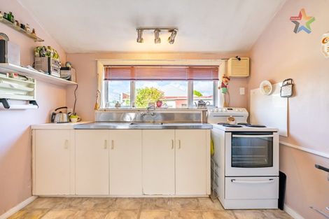 Photo of property in 135 Oxford Terrace, Epuni, Lower Hutt, 5011