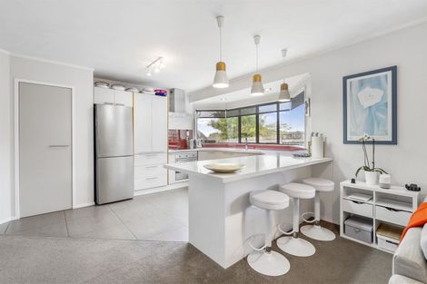 Photo of property in 34 Summermist Drive, Northpark, Auckland, 2013