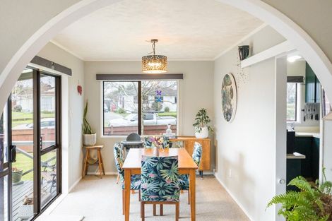 Photo of property in 5 Cedar Grove, Highbury, Palmerston North, 4412