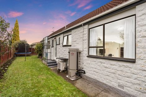 Photo of property in 1/40b Chipping Lane, Redwood, Christchurch, 8051