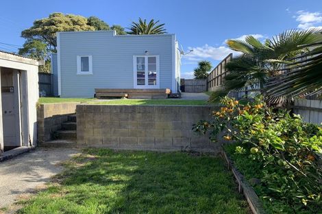 Photo of property in 7 Tay Street, Mount Maunganui, 3116