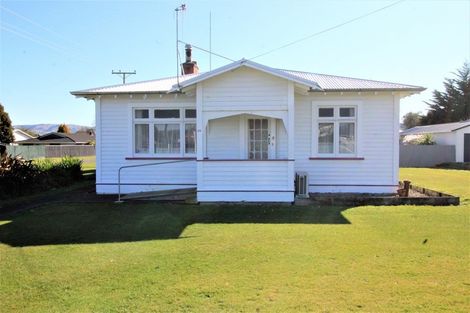 Photo of property in 35 Fox Street, Woodville, 4920