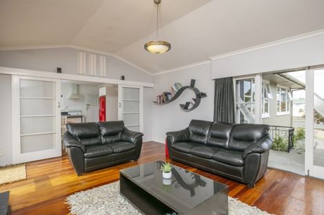 Photo of property in 14 Fergusson Street, Solway, Masterton, 5810