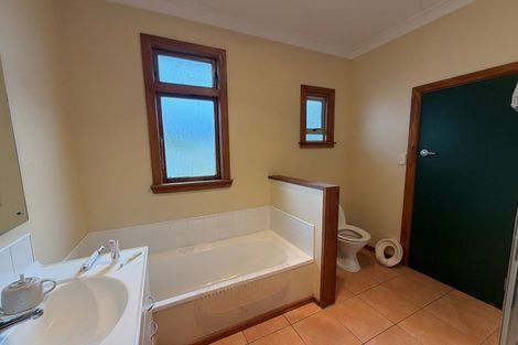 Photo of property in 25 Monrad Street, Highbury, Palmerston North, 4412