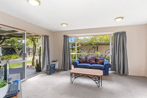 Photo of property in 2/134 Matsons Avenue, Papanui, Christchurch, 8053