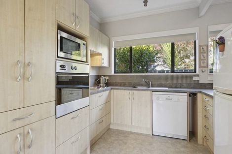 Photo of property in 231 Bay View Road, Saint Clair, Dunedin, 9012