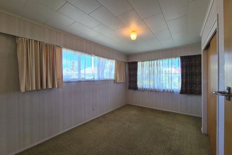 Photo of property in 68 Watt Street, Coromandel, 3506