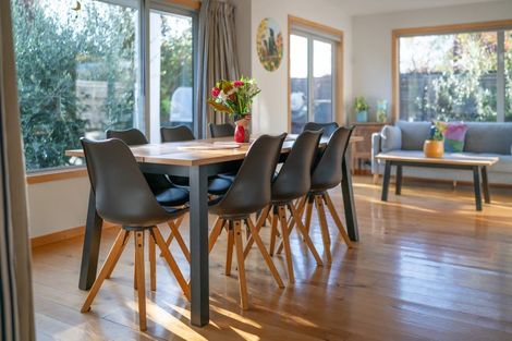 Photo of property in 12 Sycamore Place, Wanaka, 9305