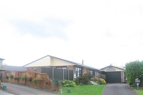 Photo of property in 8 Elmslie Place, Owhata, Rotorua, 3010