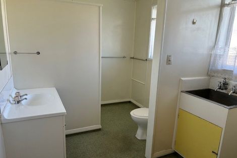 Photo of property in 3/202 Warwick Road, Mayfair, Hastings, 4122