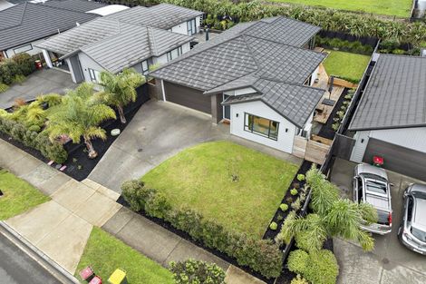 Photo of property in 99 Vinistra Road, Huapai, Kumeu, 0810