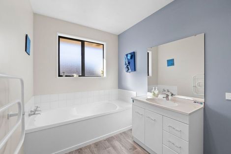 Photo of property in 47 Mcmurdo Street, Tinwald, Ashburton, 7700