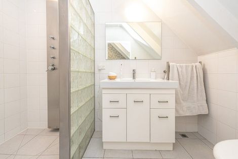 Photo of property in 10 D'arcy Road, Bastia Hill, Whanganui, 4500