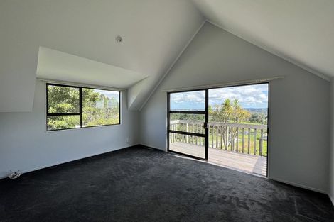 Photo of property in 390 Paremoremo Road, Paremoremo, Auckland, 0632