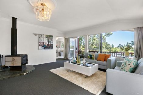 Photo of property in 15 Barlow Place, Chatswood, Auckland, 0626