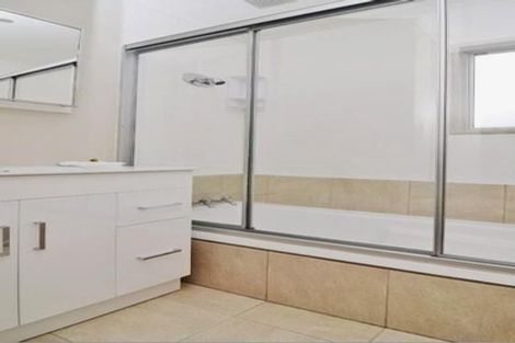 Photo of property in 2/34 Druces Road, Wiri, Auckland, 2104