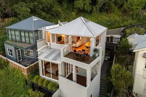 Photo of property in 90b Awa Road, Seatoun, Wellington, 6022