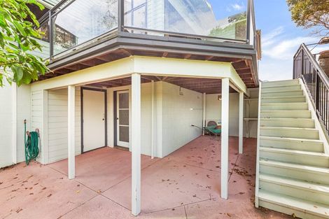 Photo of property in 5 Clearwater Cove, West Harbour, Auckland, 0618