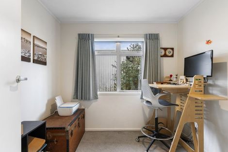 Photo of property in 28 Jane Gifford Place, Half Moon Bay, Auckland, 2012