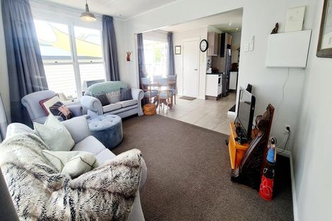 Photo of property in 32 Rimutaka Street, Trentham, Upper Hutt, 5018