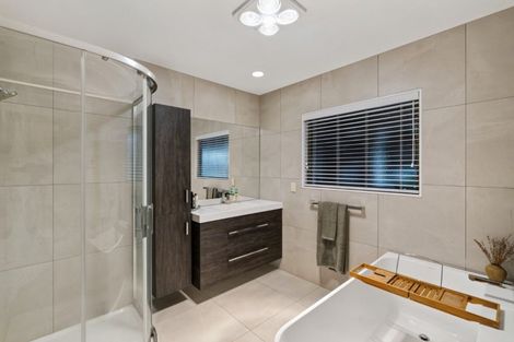 Photo of property in 30 Amberley Crescent, Bethlehem, Tauranga, 3110