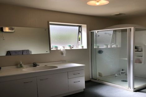 Photo of property in 8a Rex Street, Riccarton, Christchurch, 8041