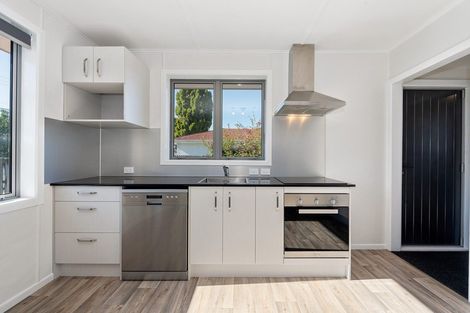 Photo of property in 130 Masters Avenue, Silverdale, Hamilton, 3216