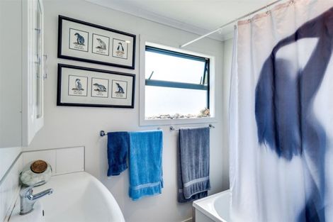 Photo of property in 5 Francis Drake Street, Waipukurau, 4200