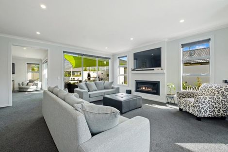 Photo of property in 15 De Bettencor Place, Mount Pisa, Cromwell, 9383