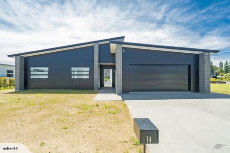 Photo of property in 14 Lady Jocelyn Place, Whitianga, 3510