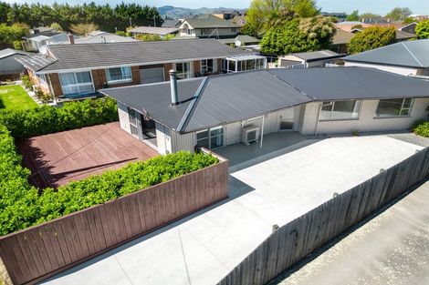 Photo of property in 379 Yaldhurst Road, Russley, Christchurch, 8042