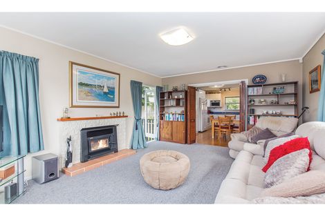 Photo of property in 34 Levesque Street, Birkdale, Auckland, 0626