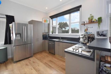 Photo of property in 86 Victoria Road, Saint Kilda, Dunedin, 9012