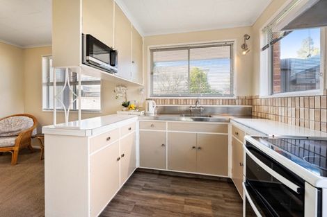 Photo of property in 15 Carnot Street, Glenholme, Rotorua, 3010