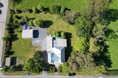 Photo of property in 301 Kaitangata Highway, Stirling, 9231