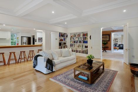 Photo of property in 38 Waiwetu Street, Fendalton, Christchurch, 8052