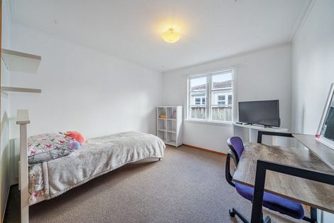 Photo of property in 13 Oxford Crescent, Ebdentown, Upper Hutt, 5018