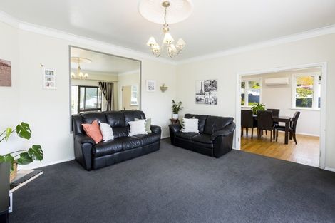 Photo of property in 73 Kamahi Street, Stokes Valley, Lower Hutt, 5019