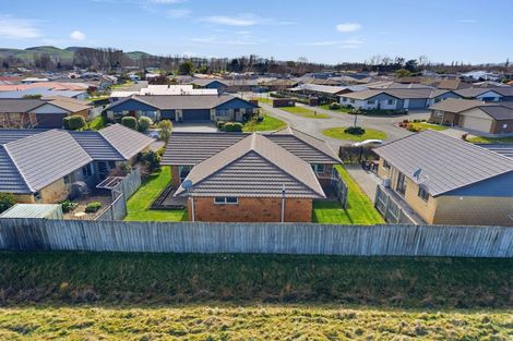 Photo of property in Henry Russell Estate, 21/36 Belgrove Drive, Waipukurau, 4200