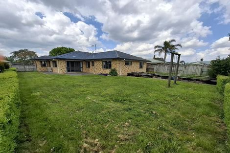 Photo of property in 28 Diomede Glade, Flagstaff, Hamilton, 3210