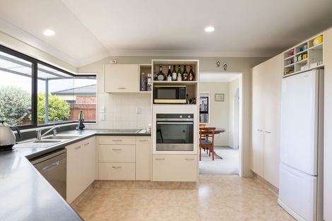 Photo of property in 58 Spinnaker Drive, Flagstaff, Hamilton, 3210