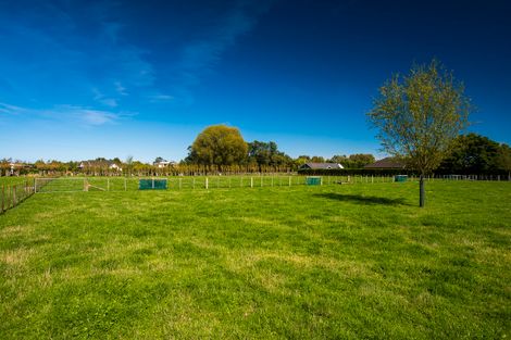 Photo of property in 24 Cameron Road, Makauri, Gisborne, 4071