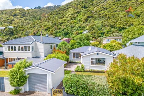 Photo of property in 59 Oroua Street, Eastbourne, Lower Hutt, 5013