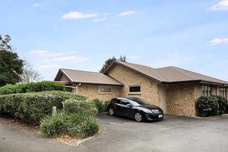 Photo of property in 1/114 Old Farm Road, Hamilton East, Hamilton, 3216