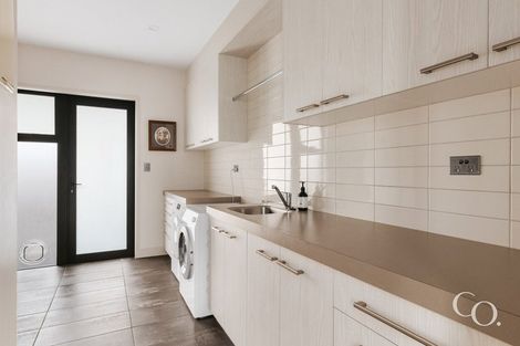 Photo of property in 1/98 Harbour Drive, Otumoetai, Tauranga, 3110