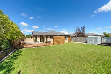 Photo of property in 7 Walnut Grove, Kelvin Grove, Palmerston North, 4414