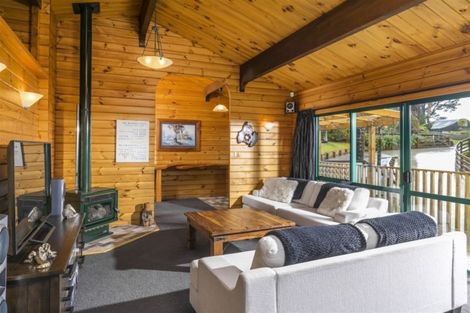 Photo of property in 3/199 Birdwood Road, Massey, Auckland, 0614