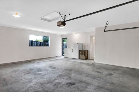 Photo of property in 6 Kellyville Heights, Merrilands, New Plymouth, 4312