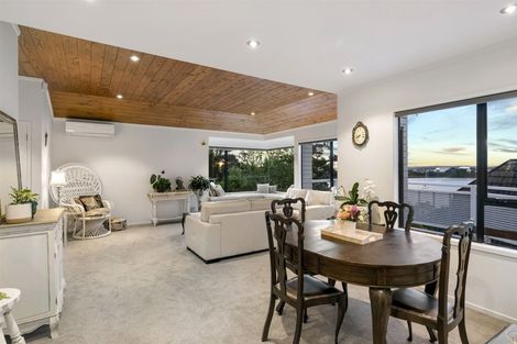 Photo of property in 1/34 Oruamo Place, Beach Haven, Auckland, 0626
